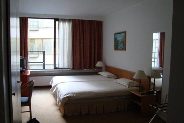 Hotel Keyserlei Anversa Camera foto